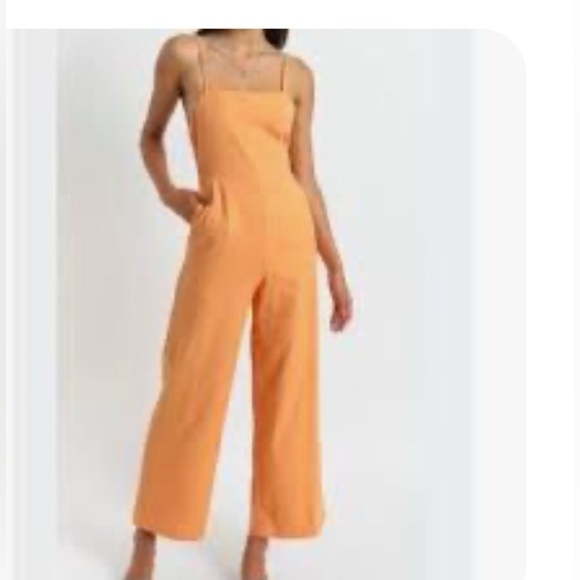 Showpo Jumpsuit - Picture 1 of 10